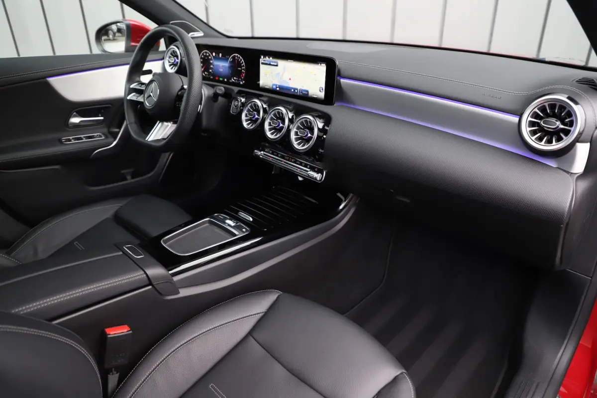 250e AMG | 218PK | Pano | Sfeerverlichting | Burmester | Multibeam | Leder | Distronic | S
