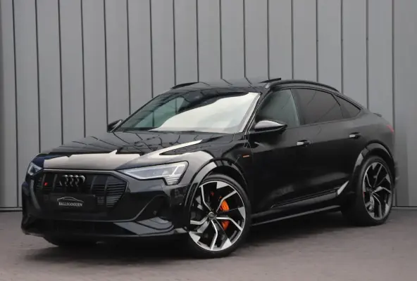 S quattro 95 kWh | 503PK | Luchtvering | Head-up | Pano | Keyless-go | Sfeerverlichting |