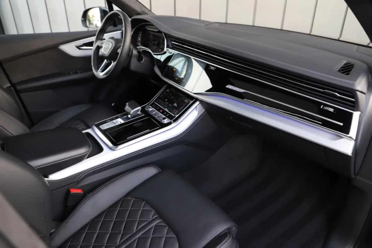 60 TFSI e quattro Competition | 462PK | Luchtvering | Head-up | Massage | Keyless-go | S-S