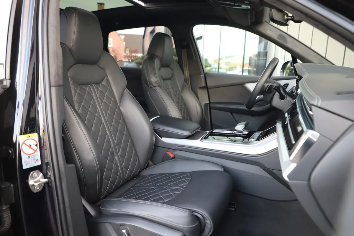 60 TFSI e quattro Competition | 462PK | Luchtvering | Head-up | Massage | Keyless-go | S-S