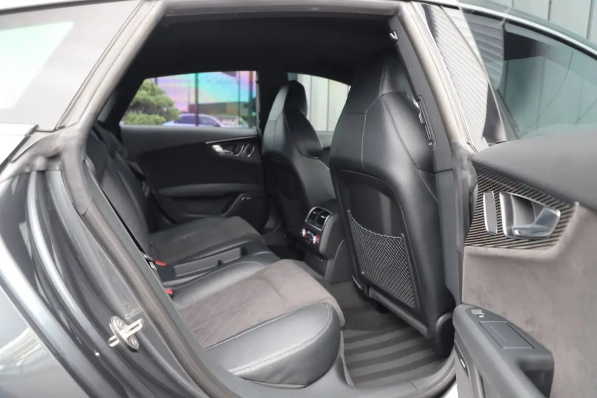 Sportback 4.0 TFSI quattro | 560PK | Keramische-remmen | Luchtvering | Carbon | Adaptive-l