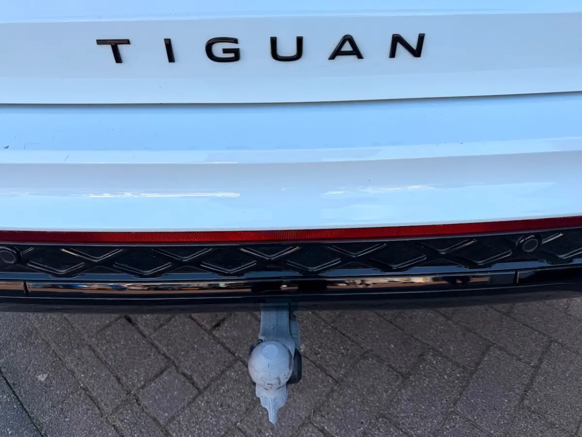 2.0 TDI| R-Line/Pano/Massage/360 Camera/IQ/ACC/AHK/Kardon/Vol Optie