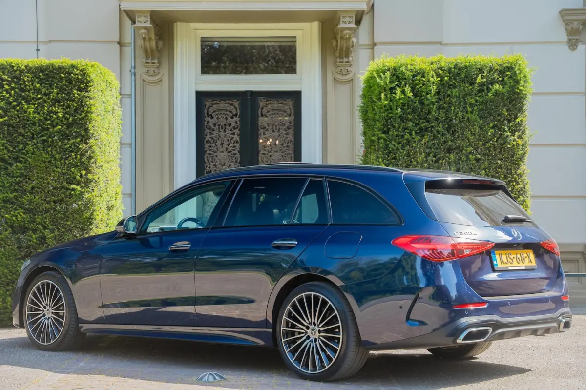 300 e AMG Line Limited PANO | 360 CAM | HUD | LEDER | MEMORY | KEYLESS