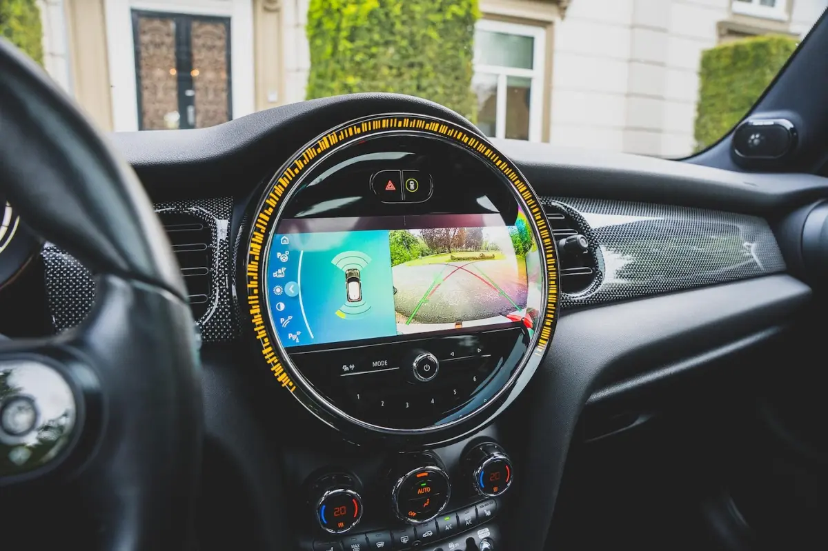 2.0 Cooper S John Cooper Works PANO | H&K | ADAPTIVE | CAMERA | STUURVERW | CARPLAY