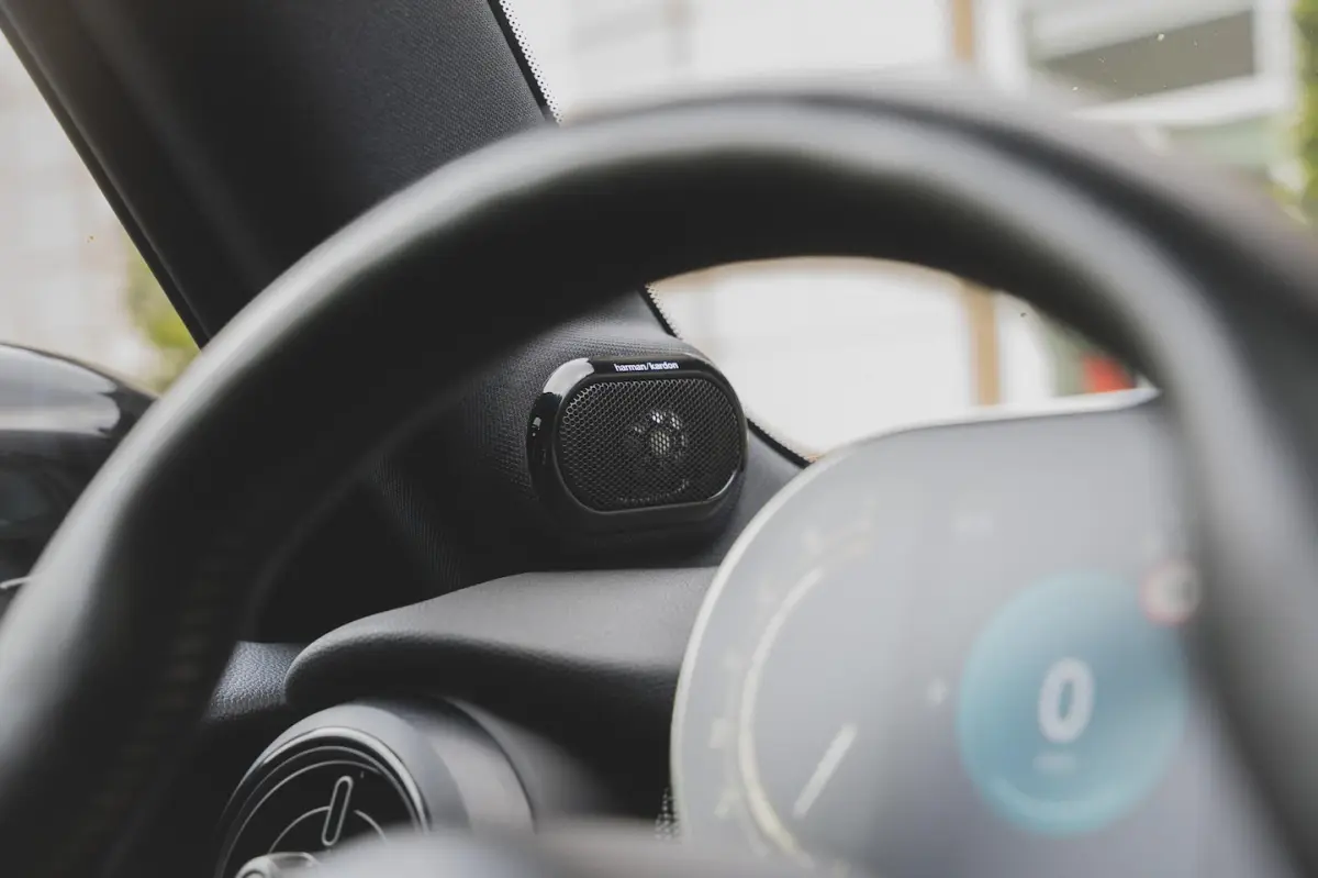 2.0 Cooper S John Cooper Works PANO | H&K | ADAPTIVE | CAMERA | STUURVERW | CARPLAY