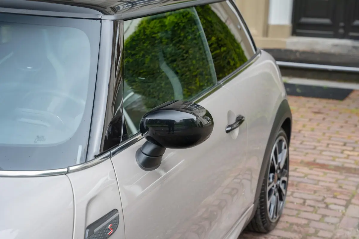 2.0 Cooper S John Cooper Works PANO | H&K | ADAPTIVE | CAMERA | STUURVERW | CARPLAY