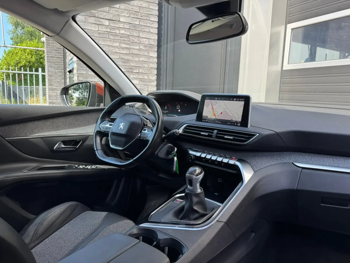 1.2 PureTech Navi, Camera, Cruise, Climate Control,