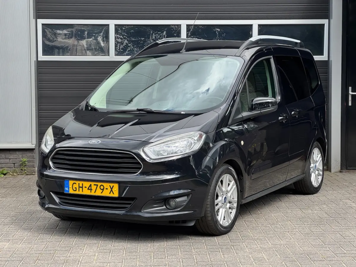 Ford Tourneo Courier leasen