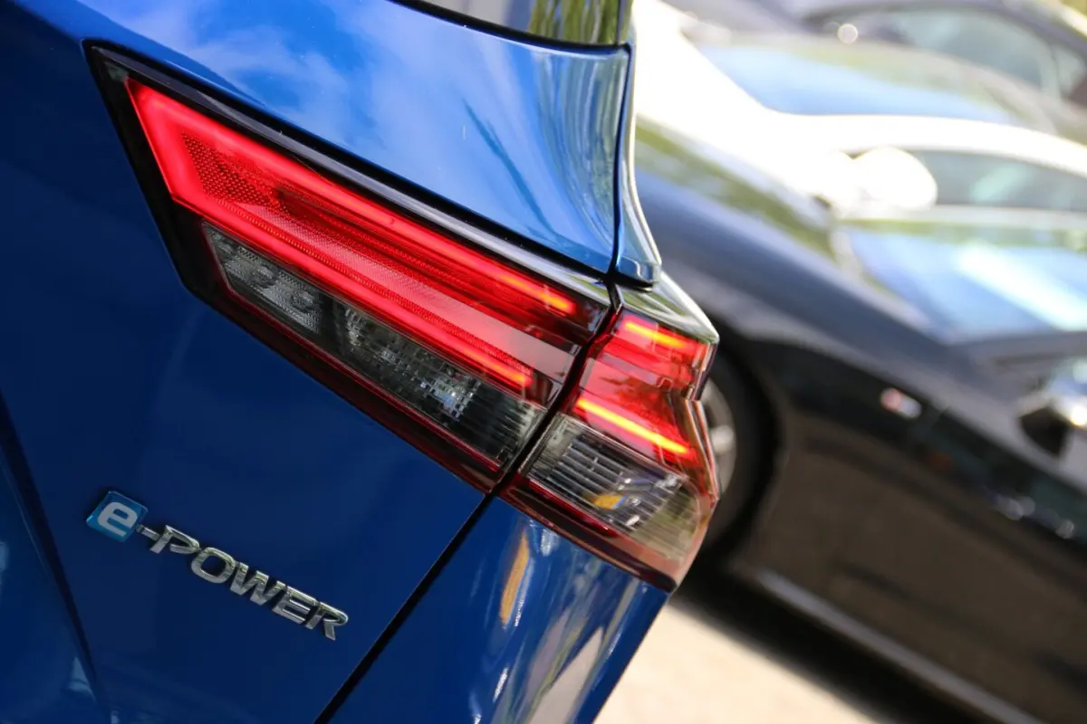 1.5 e-Power Tekna Plus