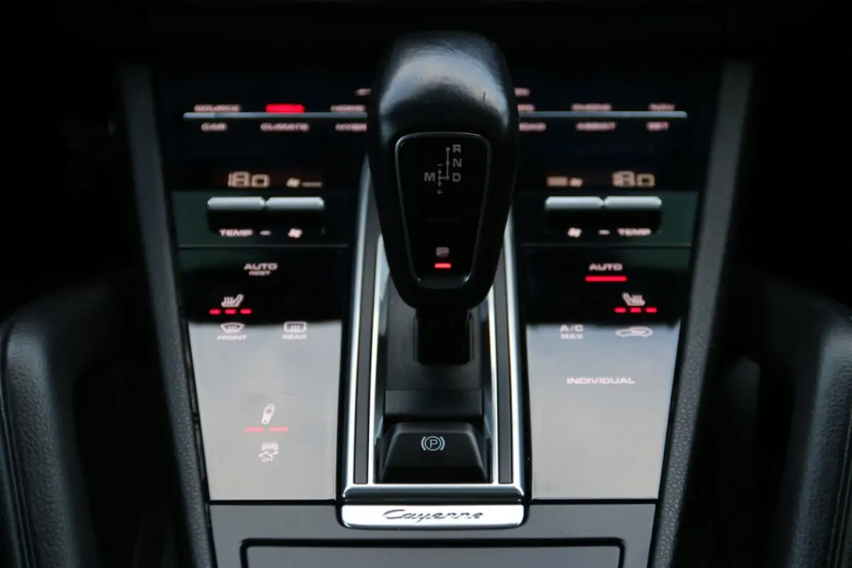3.0 E-Hybrid PANO-DAK DEALER OND. NL-AUTO NAP