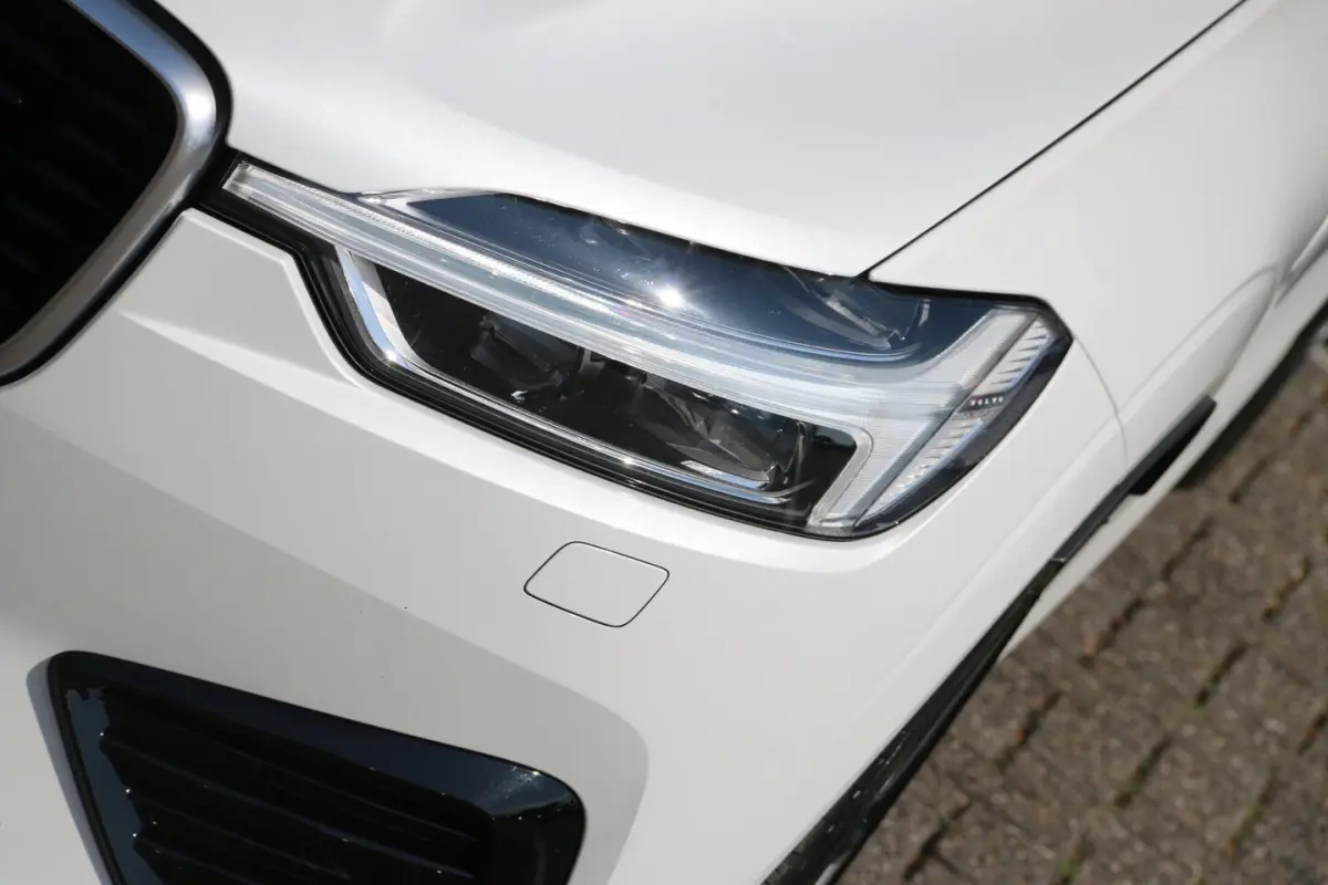 2.0 T8 Twin Engine AWD R-Design PANO TREKHAAK NAP