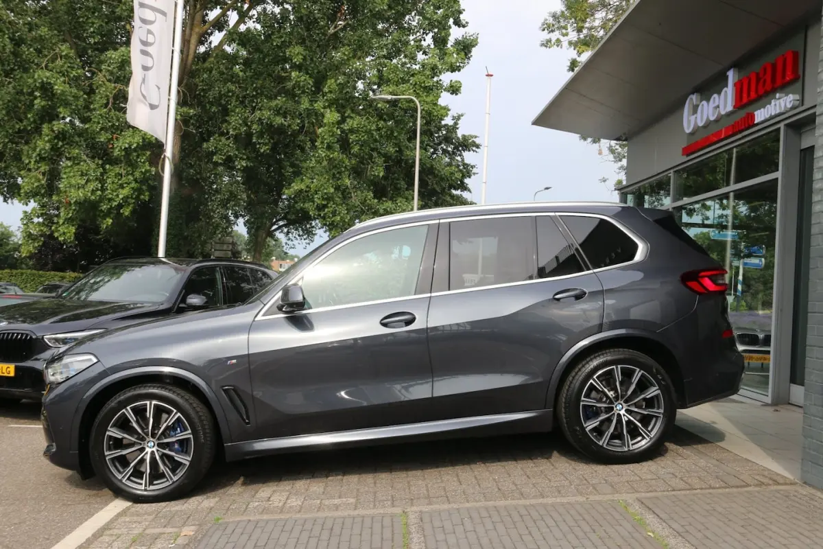 XDrive30d High Executive M-PAKKET PANO-DAK