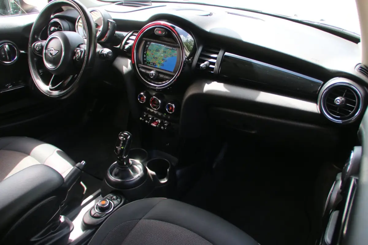 1.5 One Pepper AUTOMAAT NL-AUTO DEALER OND