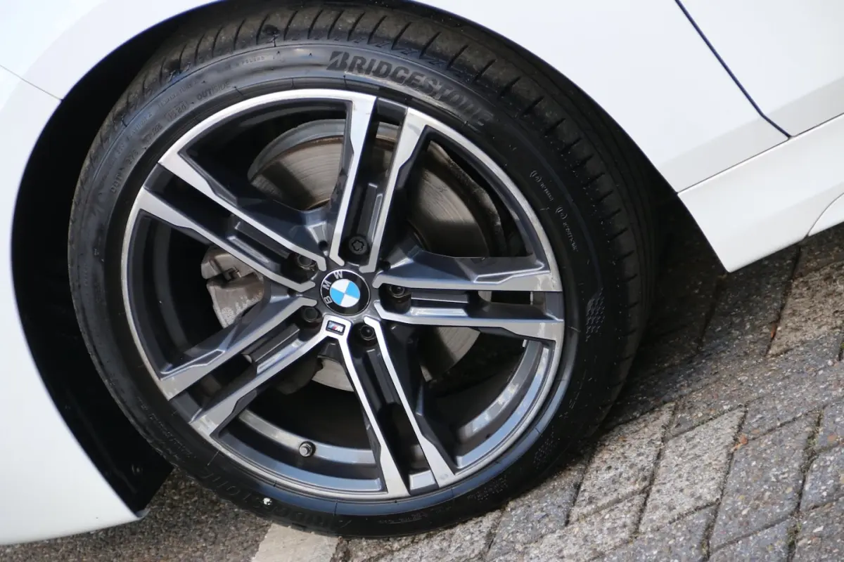 118i High Executive Edition NL-AUTO DEALER OND NAP