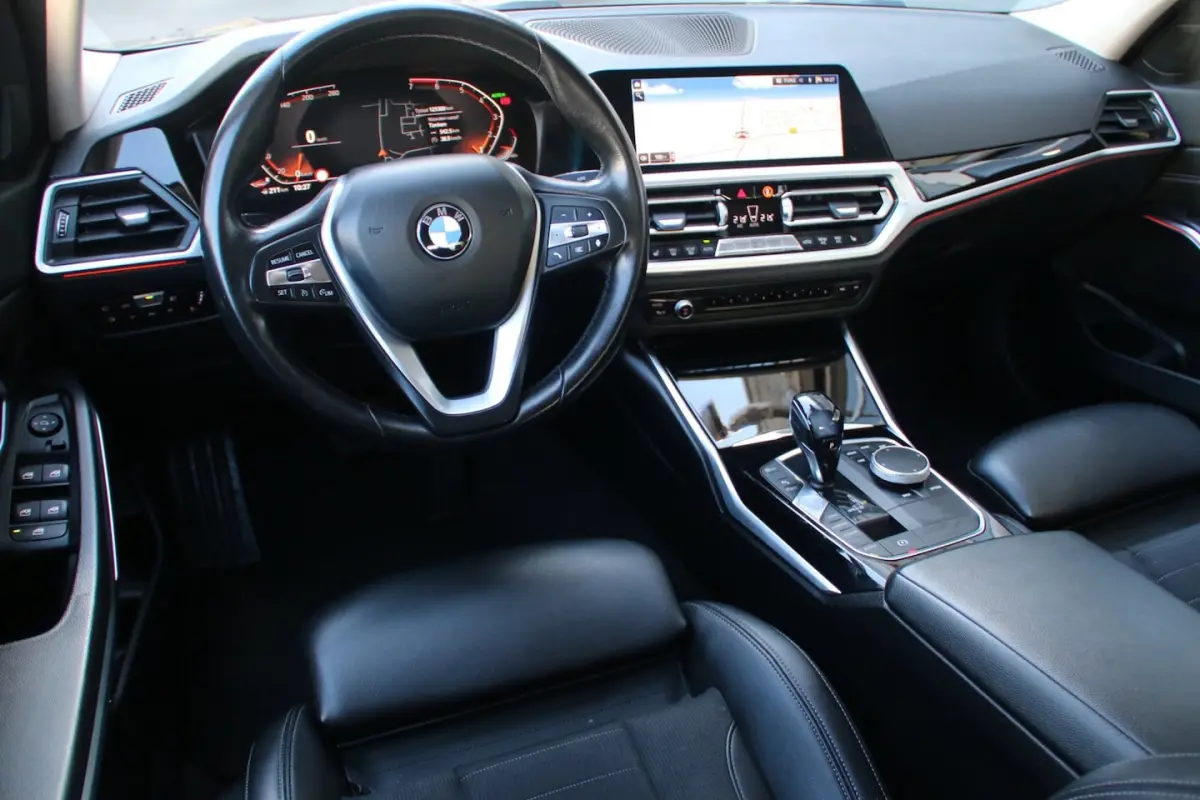 330i High Executive CAMERA AUTOMAAT