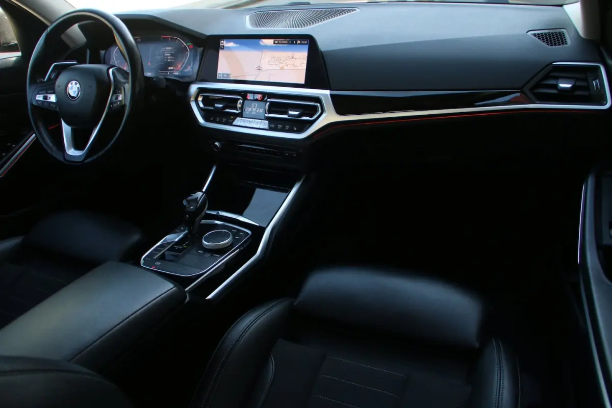 330i High Executive CAMERA AUTOMAAT