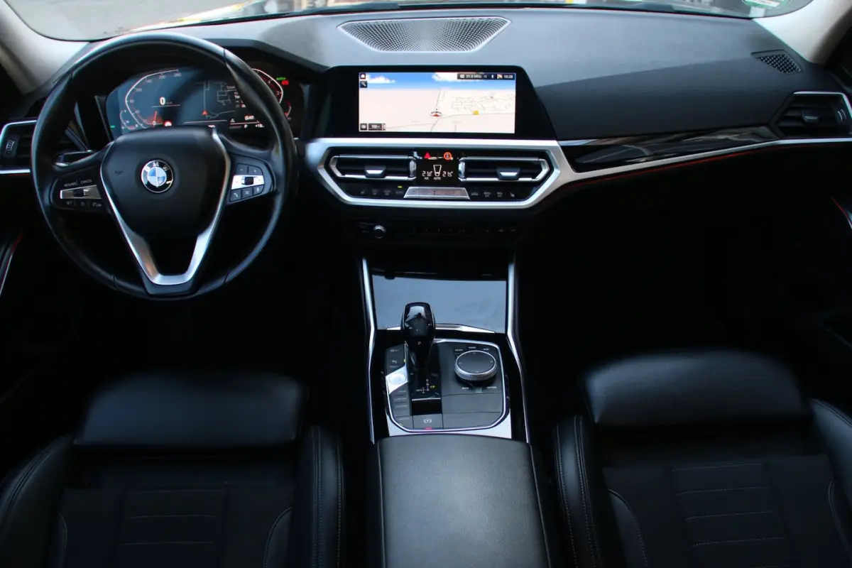 330i High Executive CAMERA AUTOMAAT