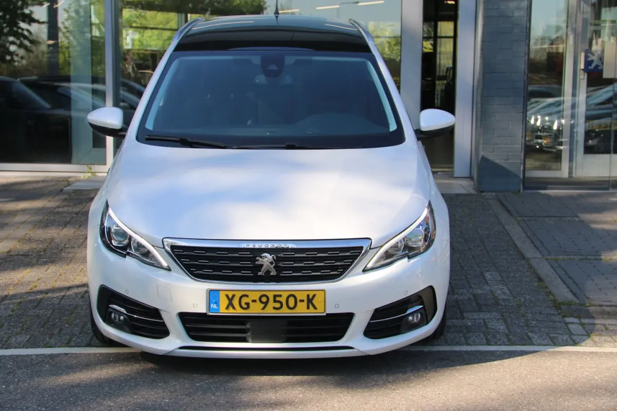 1.2 PureTech Tech Edition