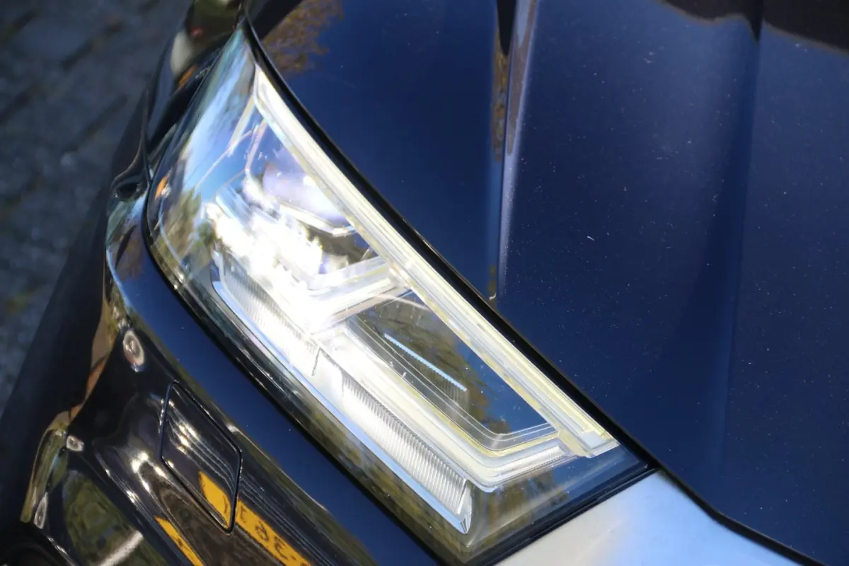 2.0 TDI quattro Sport EXPORT PRICE