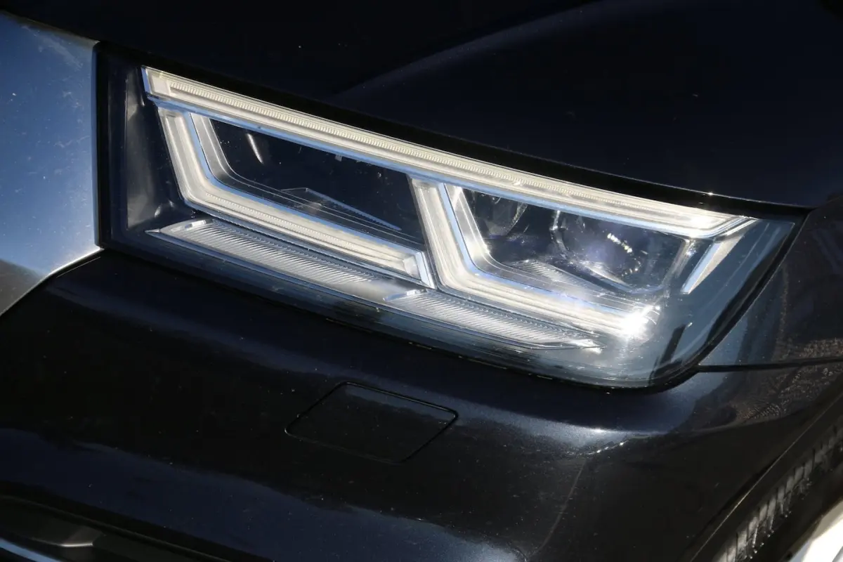 2.0 TDI quattro Sport EXPORT PRICE