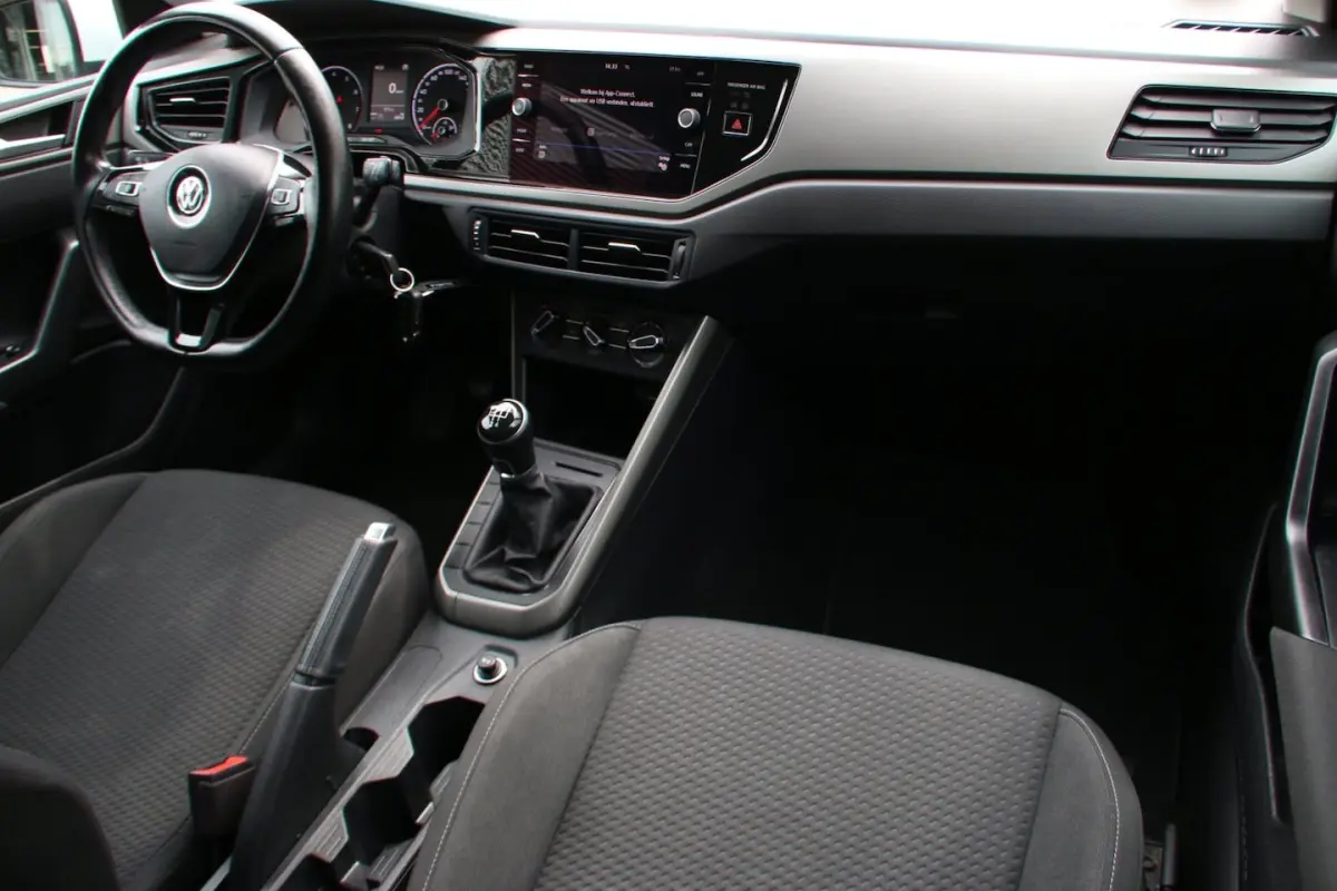 1.0 TSI Comfortline Business