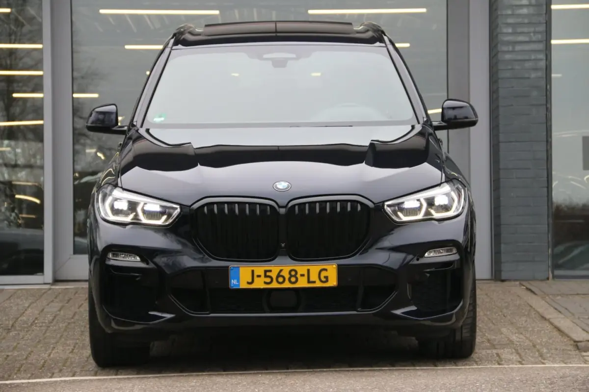 XDrive45e High Executive PANO-DAK DEALER. OND. NL-AUTO SOH 82, 3%