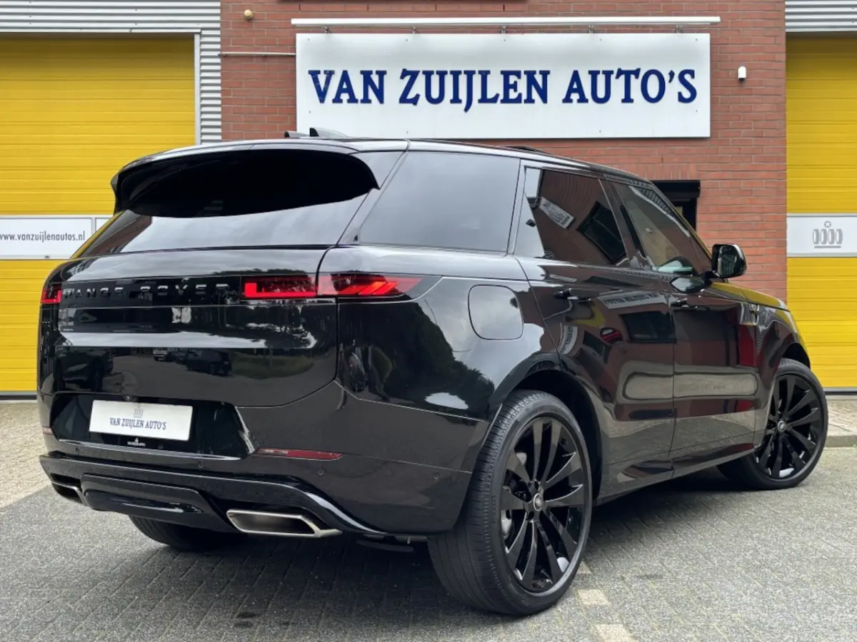 Landrover P460e Dynamic HSE Black Pack Pano 23" Massage *NW 151K