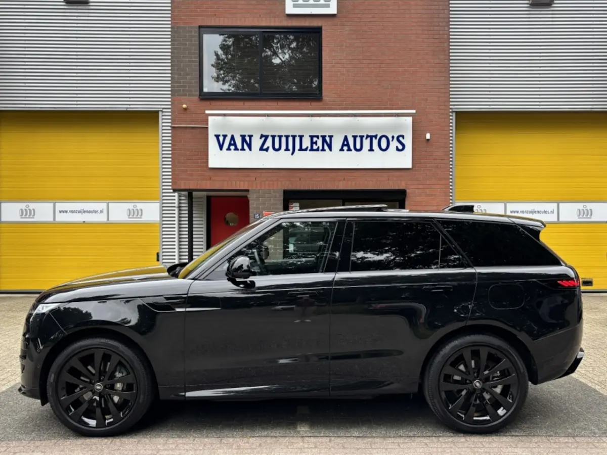 Landrover P460e Dynamic HSE Black Pack Pano 23" Massage *NW 151K