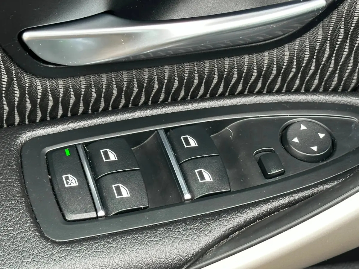 318i/2E EIG/XENON/DEALERONDERHOUDEN/NL-AUTO NAP