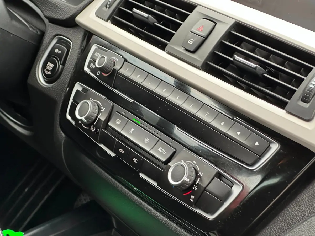 318i/2E EIG/XENON/DEALERONDERHOUDEN/NL-AUTO NAP