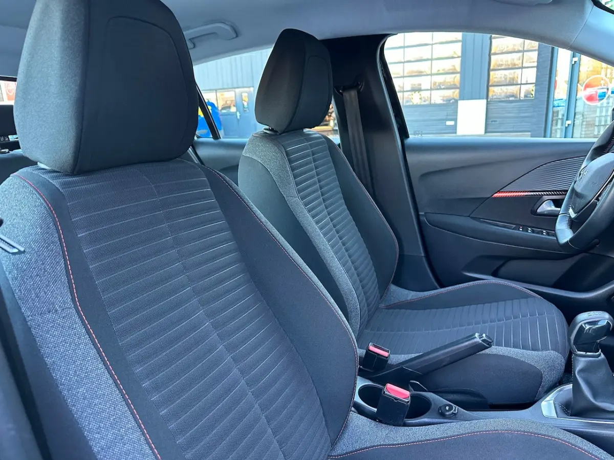 1.2 PureTech Blue Lease Active/1STE EIG/CARPLAY/NAVI/NETTE STAAT
