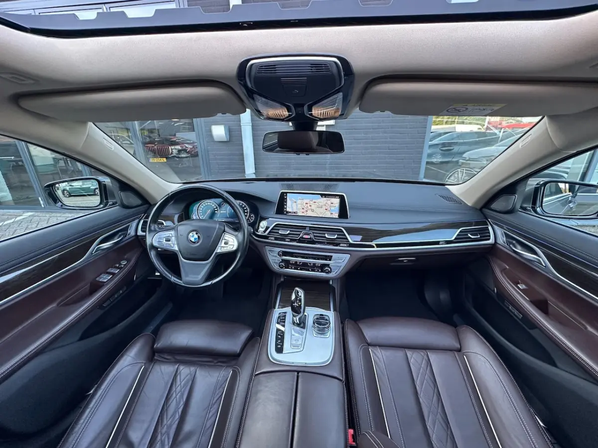 740Le iPerformance High Executive/PANO-DAK/360 CAMERA/NL-AUTO NAP