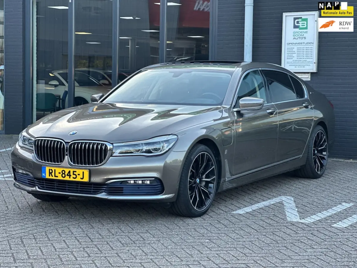 740Le iPerformance High Executive/PANO-DAK/360 CAMERA/NL-AUTO NAP