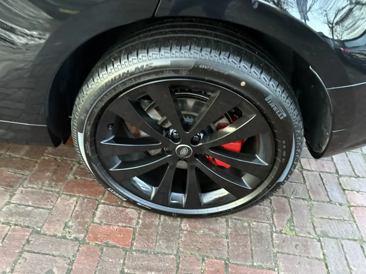 3.0 P460e 23inch Dynamic SE PHEV *Meridian / Stoelventilatie / Panorama / Black Exterior P