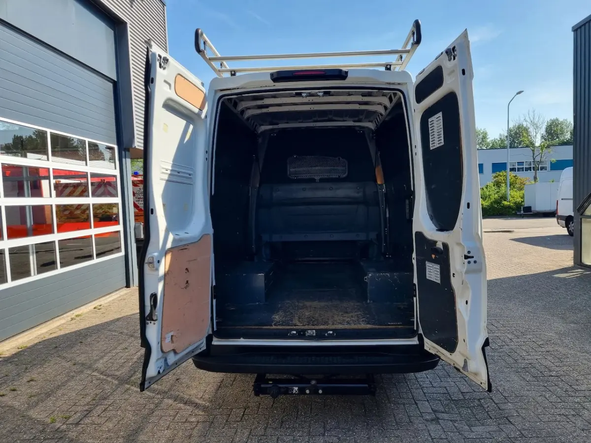 35C18 3.0D L2H2 DC Dubbele Cabine Euro 6