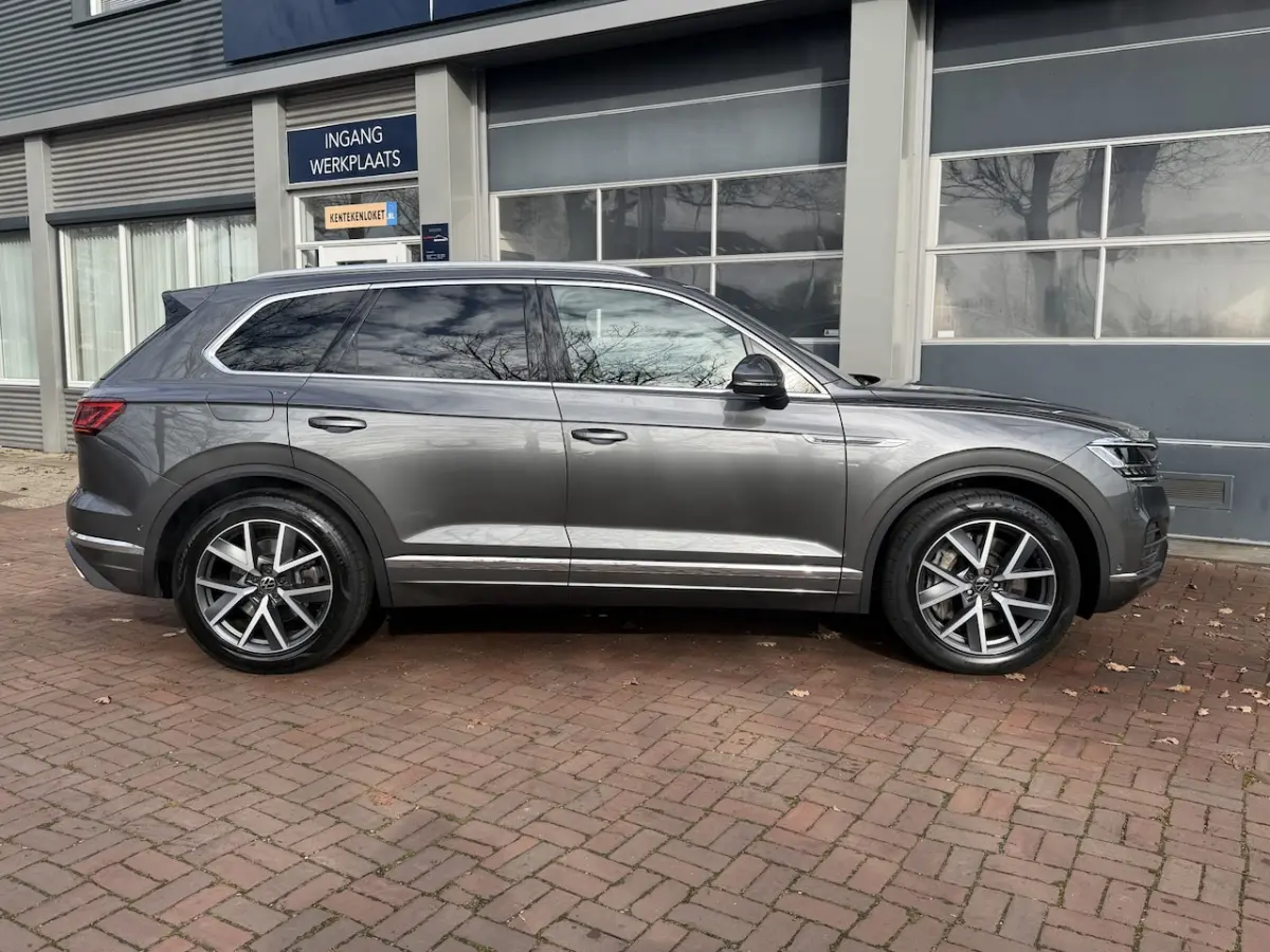 3.0 TSi eHybrid 4MOTION km 48.000 nap 1e eigenaar