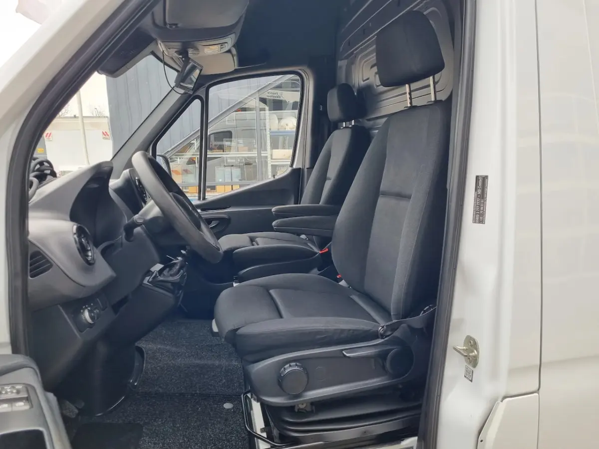 316 CDI/ Hoogwerker/ Platform 12.5m/ 889 WH
