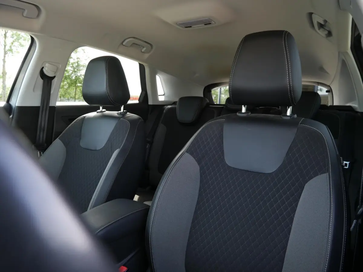 1.2 Turbo 130pk S&S Business Elegance | Navi Pro | Camera | CarPlay | Trekhaak |
