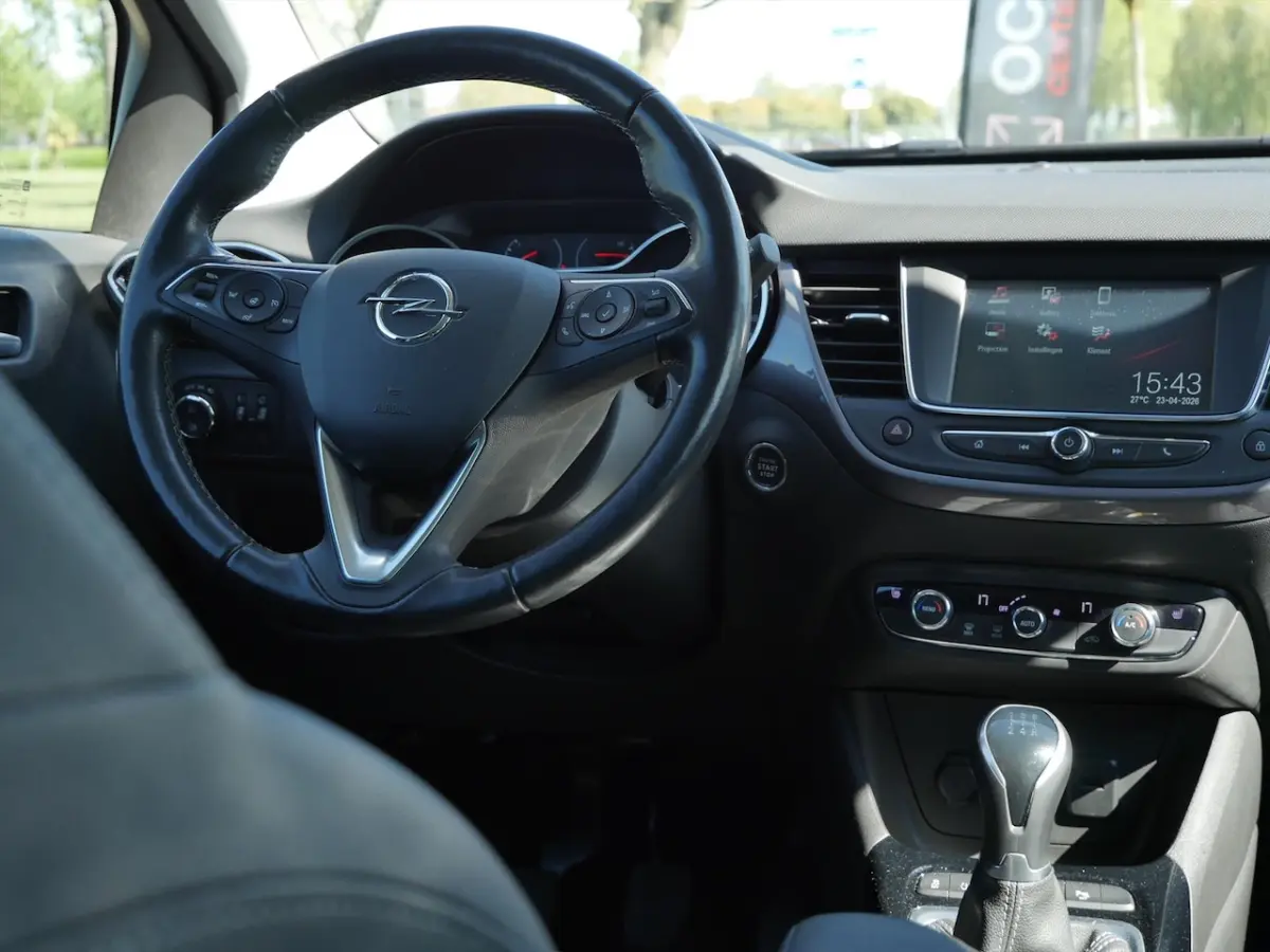 1.2 83pk Start/Stop Edition | Stoel+stuur verwarming | Full LED | Carplay | PDC |