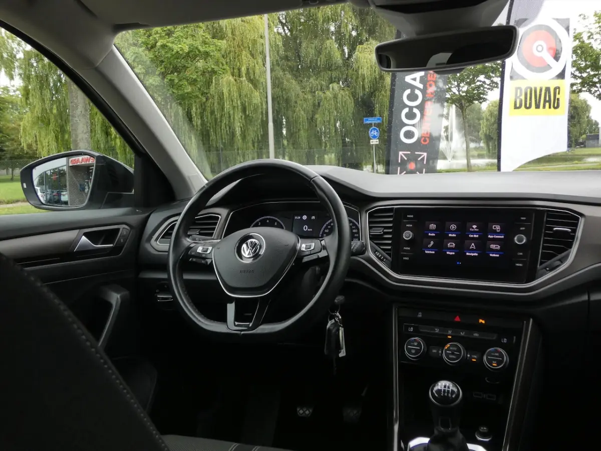 1.0 TSI Style Executive | Privacy | 2x PDC | DAB+ | Carplay | 17 inch LM |