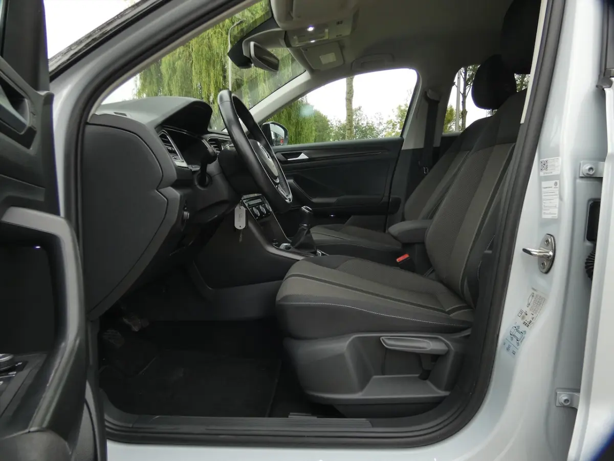 1.0 TSI Style Executive | Privacy | 2x PDC | DAB+ | Carplay | 17 inch LM |