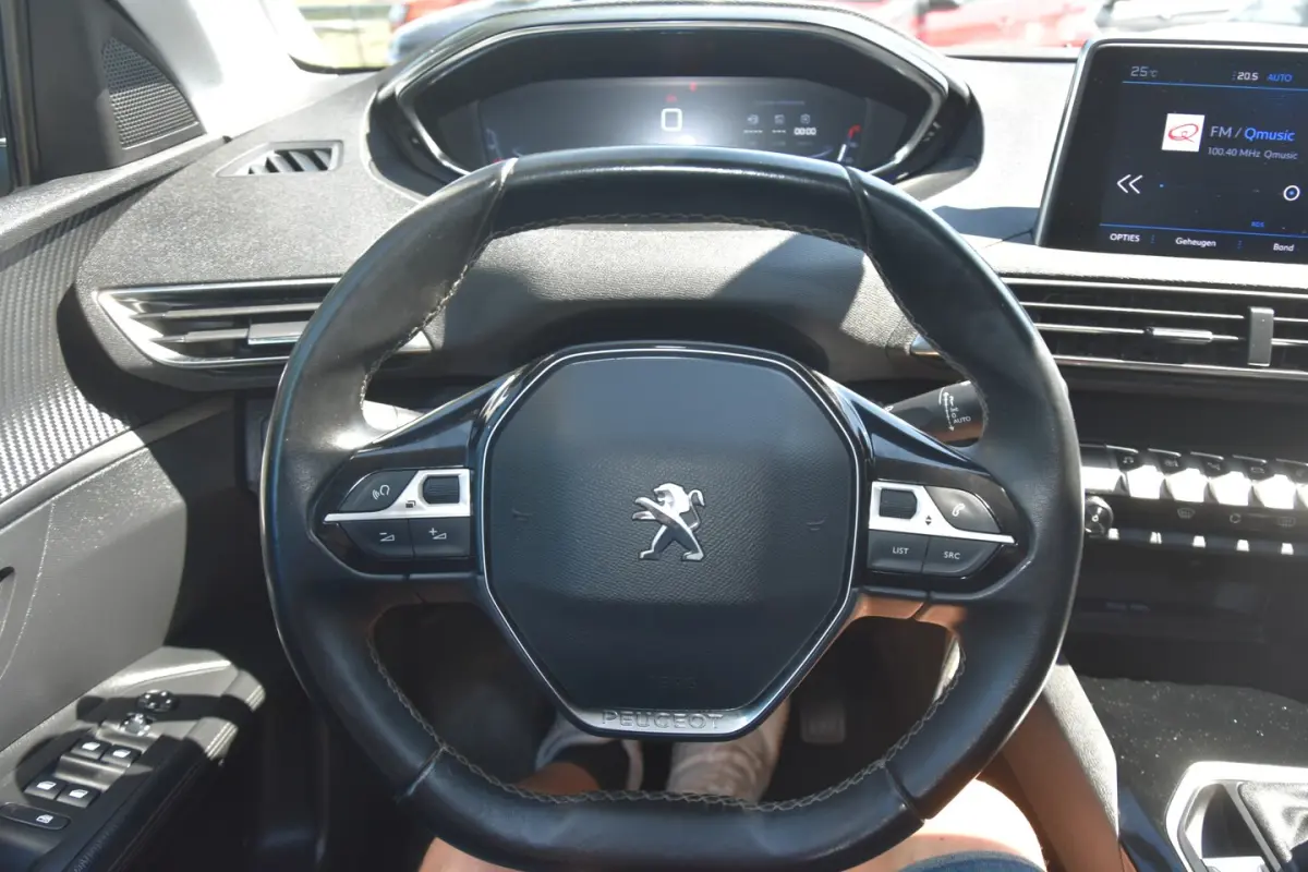 1.2 131 PK Blue Lease Executive, N.A.P, Camera, PDC, led verlichting, Trekhaak