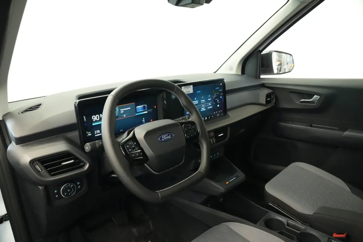 Limited 54 kWh PDC ACC Climate Carplay