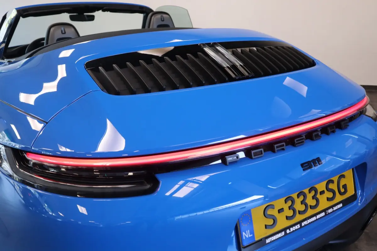 3.0 Carrera 4 GTS Sport Chrono X- Sight NL Auto 480PK Shark blue Dealer onderhouden 24 Maa
