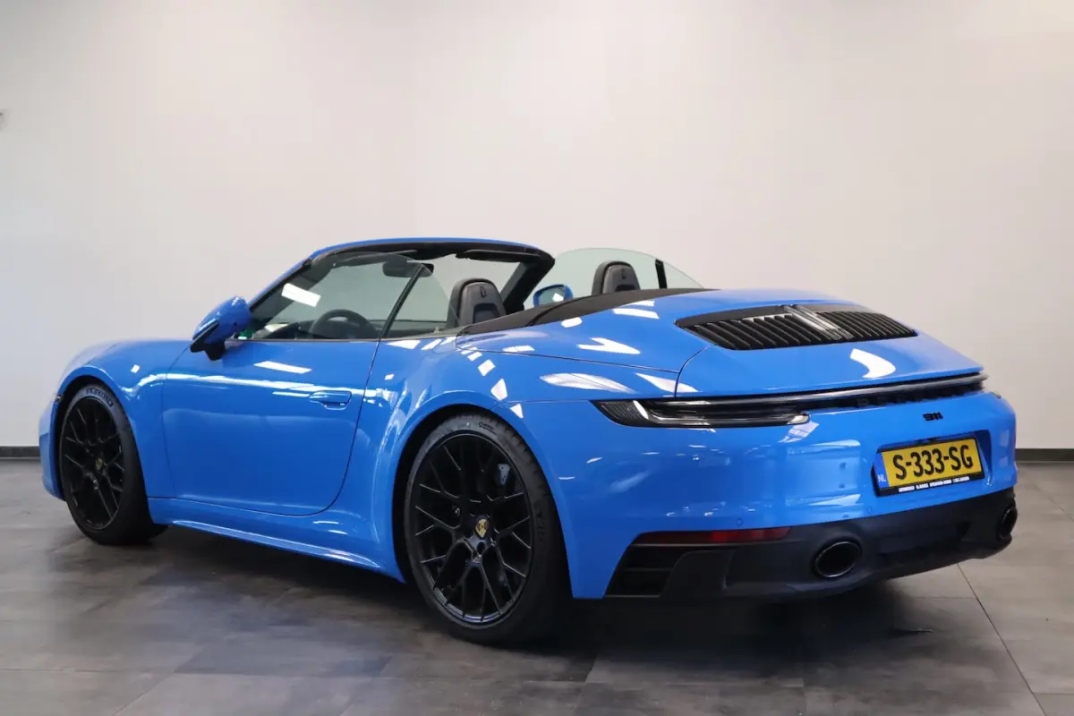 3.0 Carrera 4 GTS Sport Chrono X- Sight NL Auto 480PK Shark blue Dealer onderhouden 24 Maa