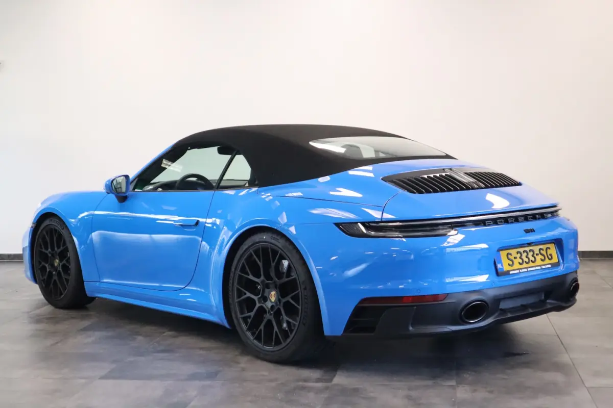 3.0 Carrera 4 GTS Sport Chrono X- Sight NL Auto 480PK Shark blue Dealer onderhouden 24 Maa