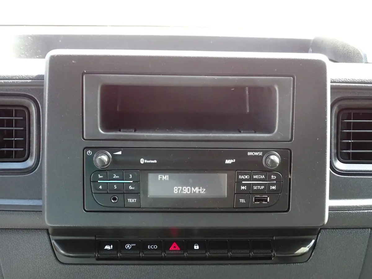 T35 2.3 dCi 150 L2H2 Energy