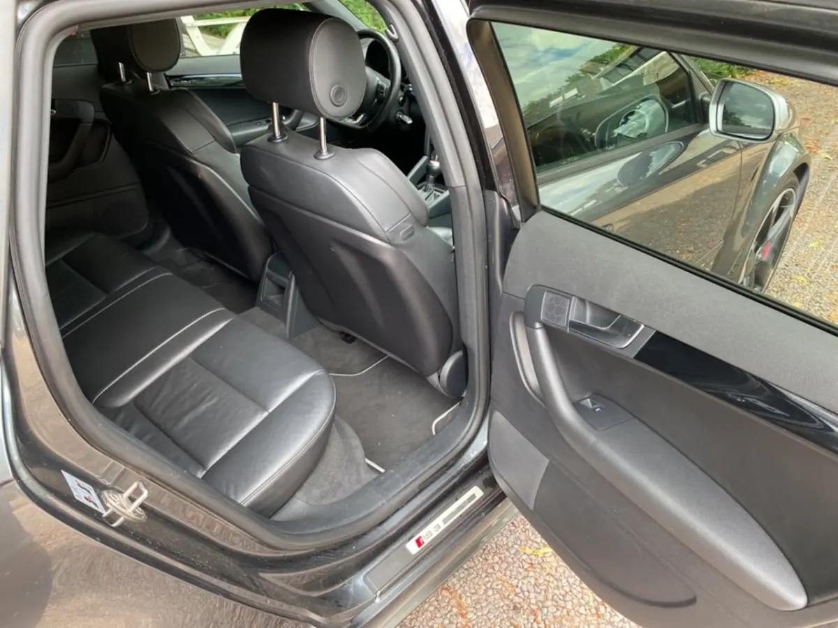 Sportback 2.5 T Quattro PL Perf. NL.COLLECTORS.AUTO