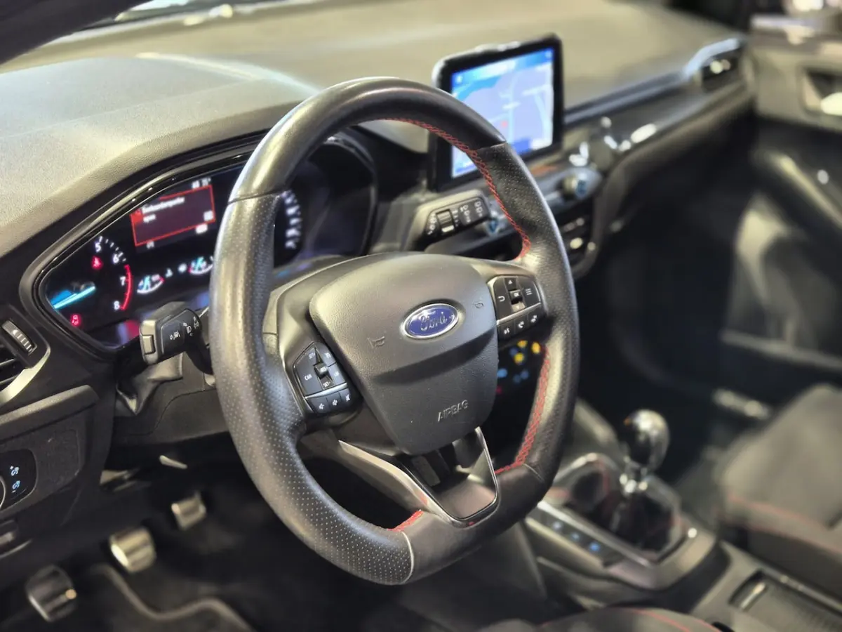 1.0 EcoBoost Titanium Business Navigatie | LED | Camera | Carplay | Clima