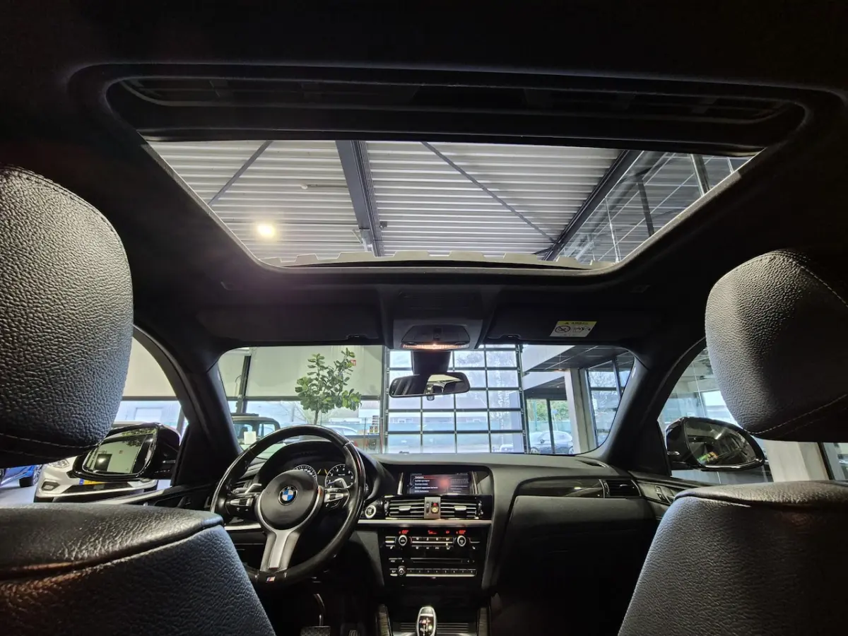 M40i High Executive Panorama | Camera | 20" | Electrische trekhaak | Leder | Stoelverwarmi